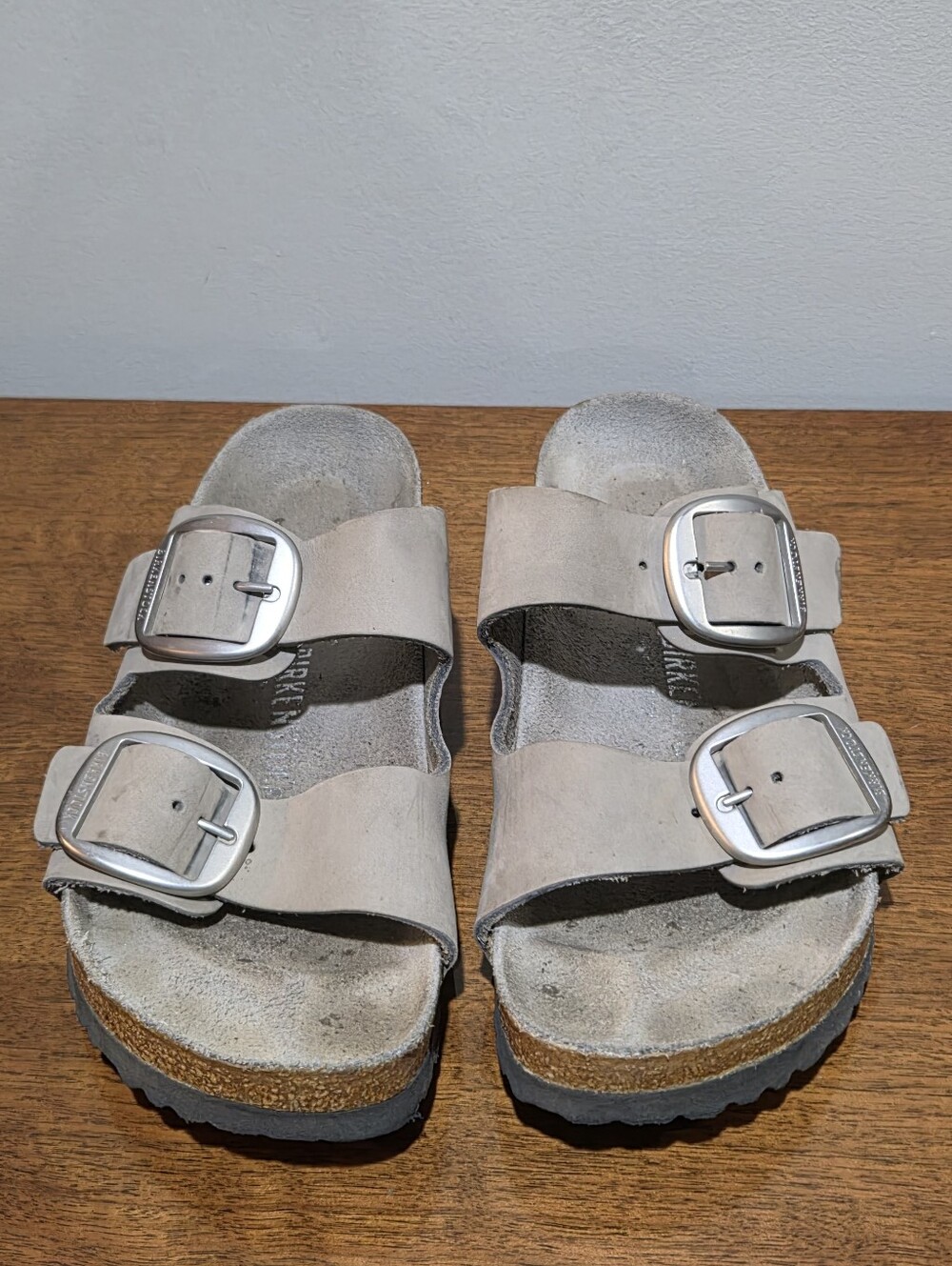 Woman's Birkenstock Arizona Dove Gray 2 Strap Buckle Slide Euro 40 US 9.5